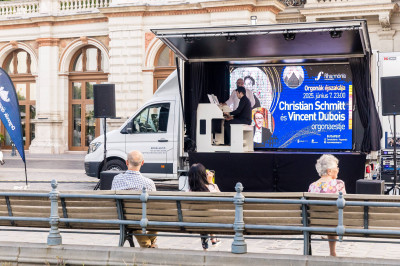 The Traveling Organ - TheaterWagen